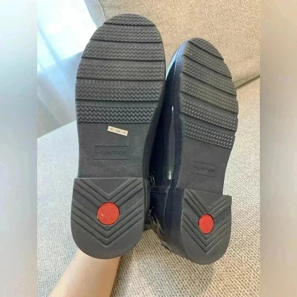 HUNTER • CHELSEA Refined Quilted Gloss Boots Slate Grey $185 size 5 - Picture 4 of 7